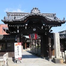 摩利支天像は暗くて見にくい