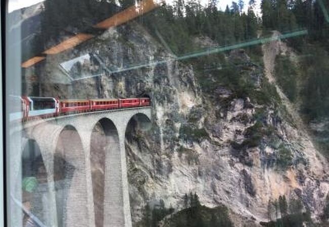 ランドヴァッサー橋 クチコミ アクセス 営業時間 サンモリッツ フォートラベル