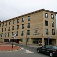 旧市街の観光に便利だった