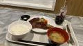 おがさわら丸内のレストラン！