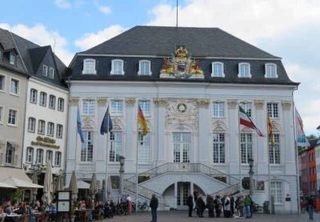 2019年5月 Bonn ボン Rathaus 市庁舎♪