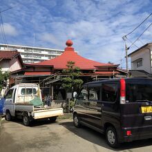 お堂の正面から