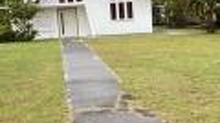 父島大村地区端にあるこじんまりした教会！