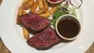 イベリコ豚中心のグリル料理