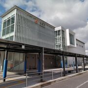 2012年開業のピカピカ駅