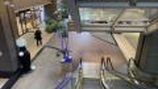 何となく洒落た店舗がある