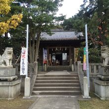 片瀬諏訪神社