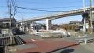 大橋の下に巡礼街道