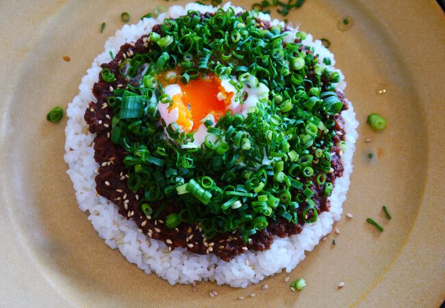 行列の出来るカレー店