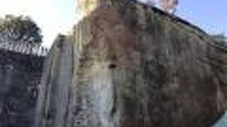 生石神社（高砂）：「日本三奇」石の宝殿