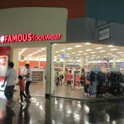 FAMOUS footwear (GPO店)