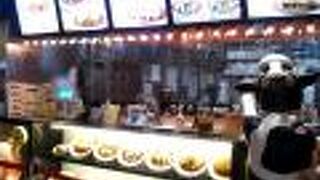 豚や牛のオブジェが目印