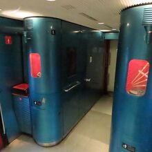 博多発大分行き883系（青い）ソニック車内