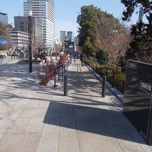 公園の様子です。坂上からの景観です。