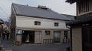 蚊帳ではなくて，布巾を買うことが出来ます。しゃれた布巾です。オススメ。