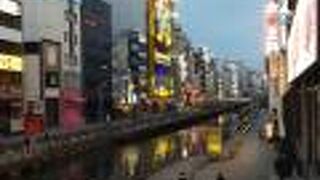 川沿いをぶらぶら