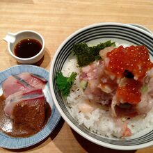 海鮮丼