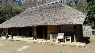 生田緑地散策で、日本民家園の中に移築された旧北村家住宅に寄りました