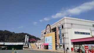 路の駅と水族館みたいな