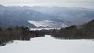 ロングコースがたくさんあって楽しいスキー場！