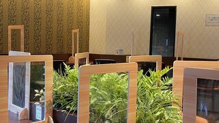 ラウンジオーサカ 