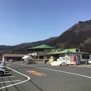 売店の規模は小さめです。