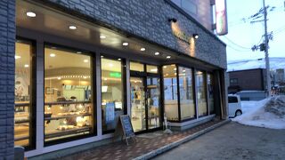 吉田ベーカリー もんぶらん本店