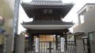 ただ今、本堂工事中です。