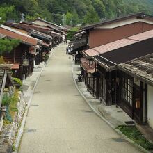 境内から奈良井宿を見下せます