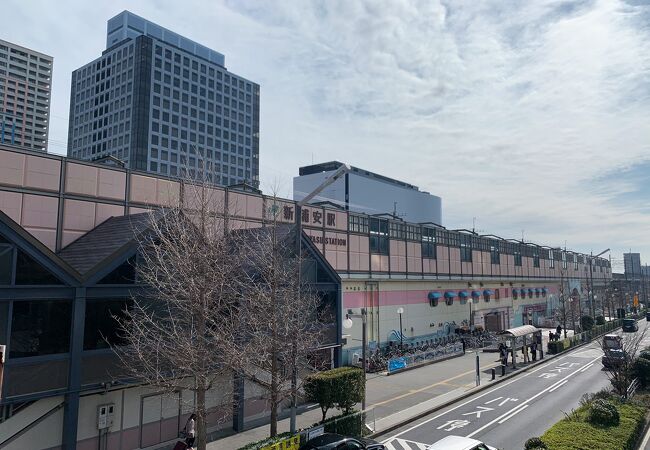 駅ナカ・駅周辺の施設が充実