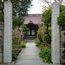 小町大路側の『大巧寺』正門