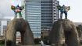 理解の難しいオブジェがありました。