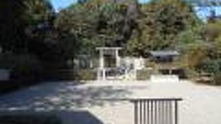 長岡京を築いた桓武天皇の皇后陵