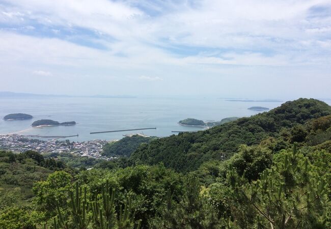 あじさいと三河湾のパノラマ