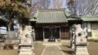 境内に獺郷公民館がある