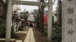 新大久保にある、稲荷神社。