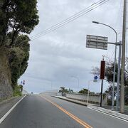 この橋を渡って城ケ島へ