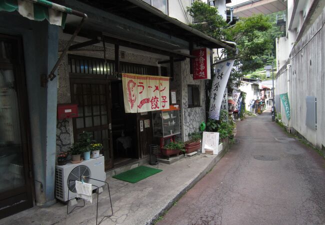 落合通りにある昔からのラーメン屋