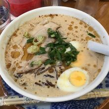 どん竜ラーメン