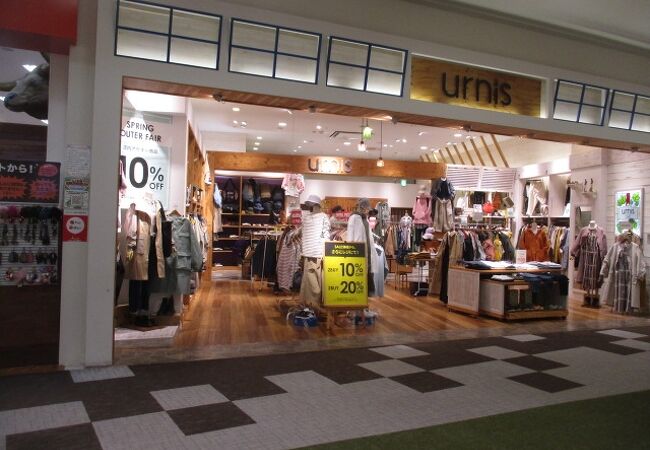 カジュアルなお店です