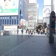 大阪ミナミの老舗の名所です。