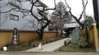 骨董市がありにぎわっていた