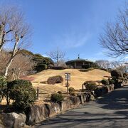 旧三井別邸跡が公園になっている