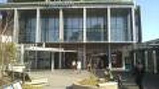 駅ビルというのに、最短導線が屋内ではないつくりにがっかり。