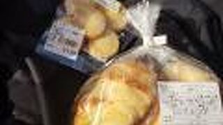 パンとクッキーを購入しました。