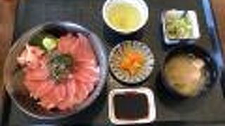 にぎわっていました