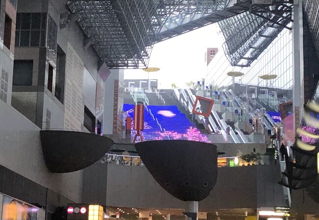 京都駅ビル大階段 グラフィカルイルミネーションplus クチコミ アクセス 営業時間 京都駅周辺 フォートラベル 京都駅ビル大階段 グラフィカルイルミネーションplus クチコミ アクセス 営業時間 京都駅周辺 フォートラベル