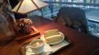 朝早くはこちらへ