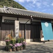 桜島をきれいに望む庭園、御殿、集成館まで見どころ満載です