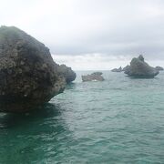 大神島の奇岩